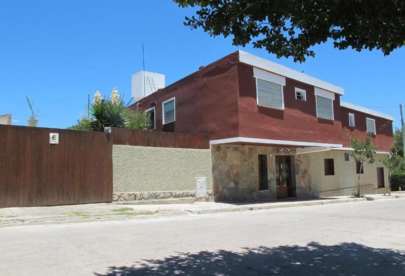 בית מלון כפרי Bambi