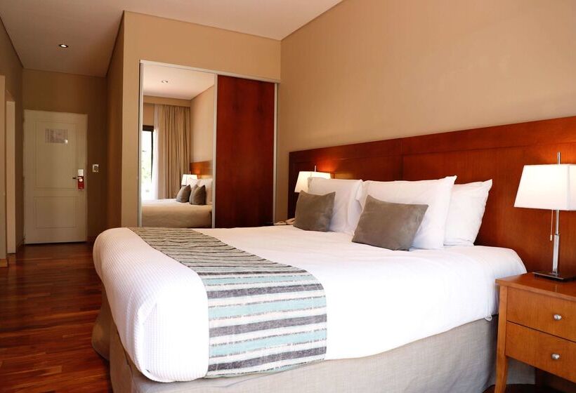 בית מלון כפרי Howard Johnson Resort & Spa Escobar