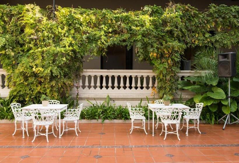 בית מלון כפרי Howard Johnson Resort & Spa Escobar