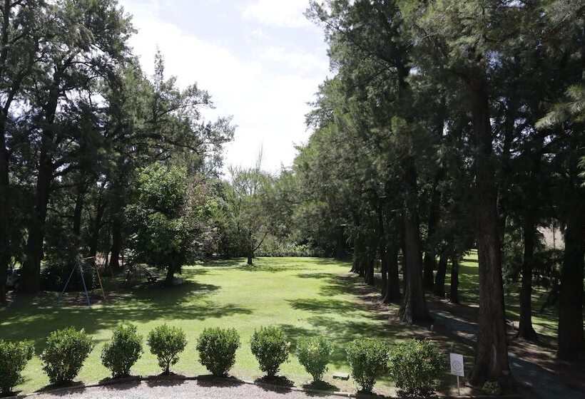 בית מלון כפרי Howard Johnson Resort & Spa Escobar