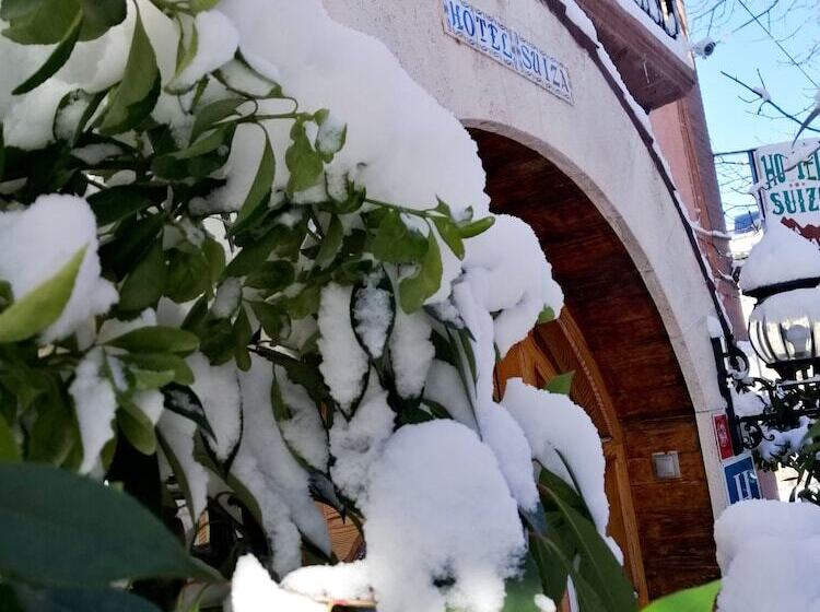 فندق Suiza