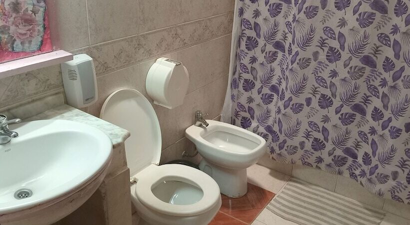 هاستل Hospedaje La Rana