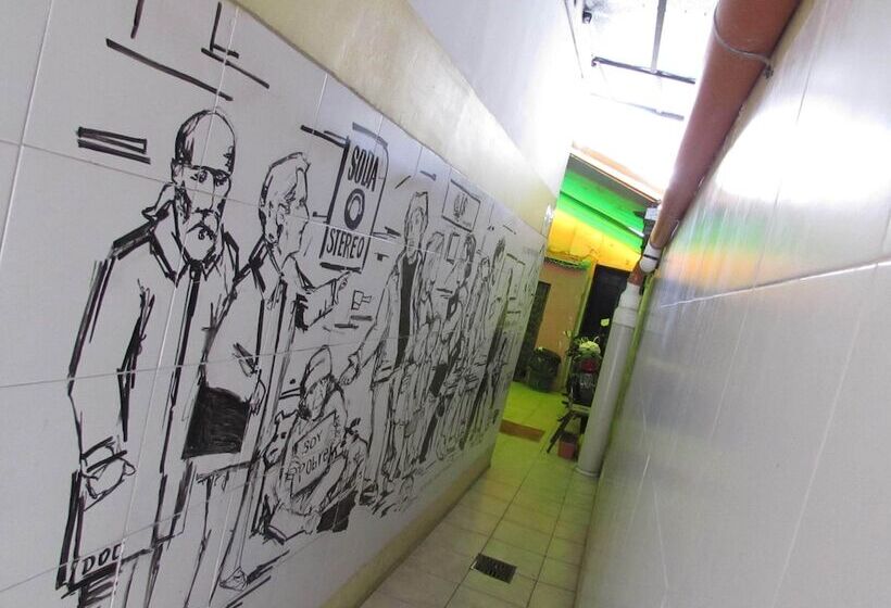 هاستل Hospedaje La Rana