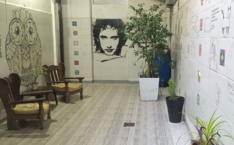 هاستل Hospedaje La Rana