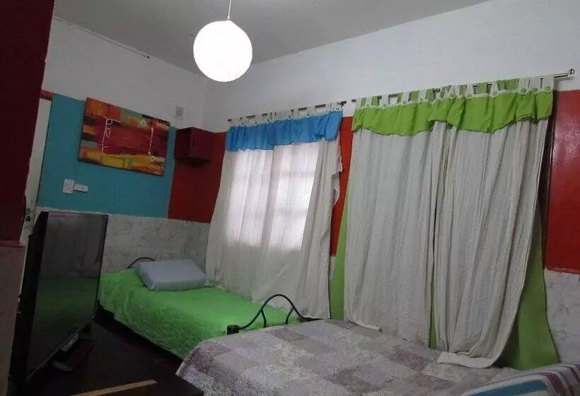 هاستل Hospedaje La Rana