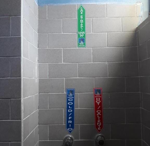 ユースホステル Transilvania