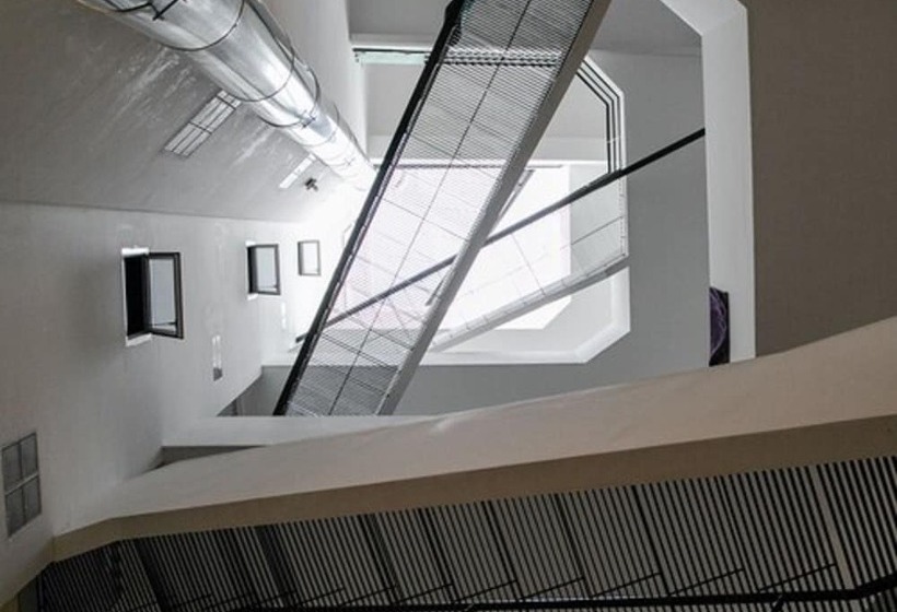 Bill & Bill San Telmo Hostel