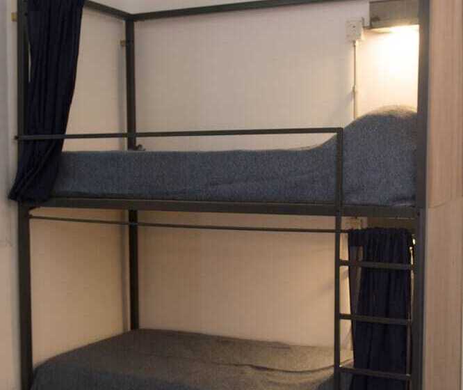 Bill & Bill San Telmo Hostel