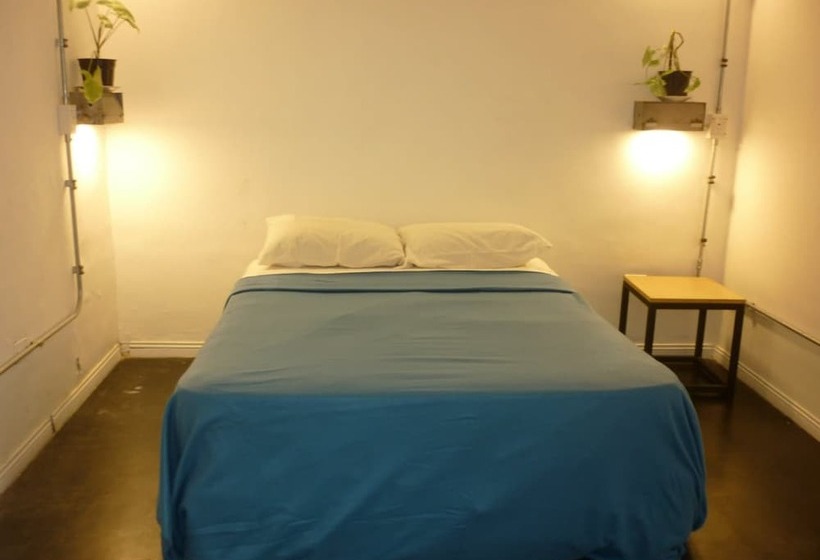 Bill & Bill San Telmo Hostel