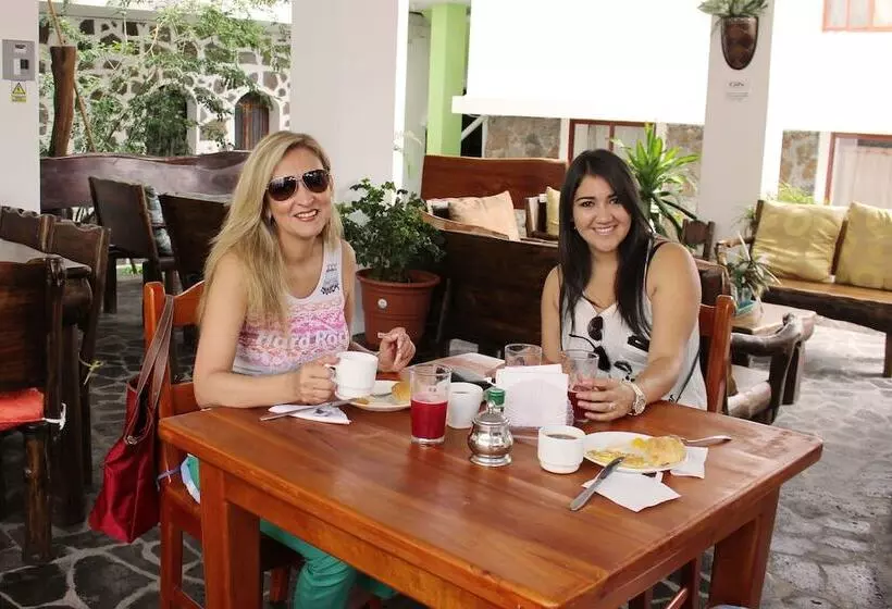 Hotelli Galapagos Dreams
