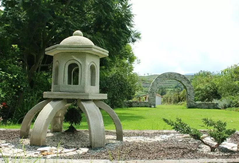 هتل Hosteria Cananvalle