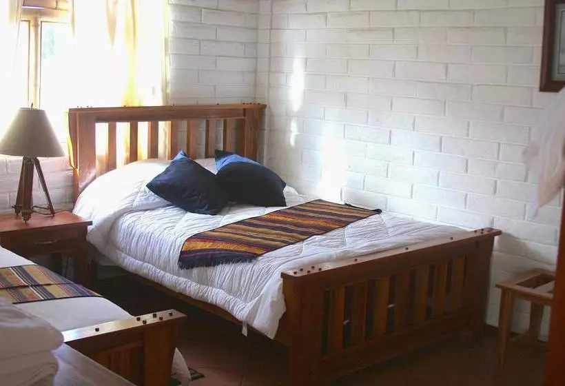 هتل Hosteria Cananvalle