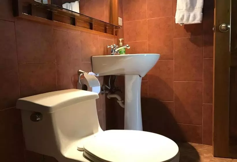 هتل Hosteria Cananvalle