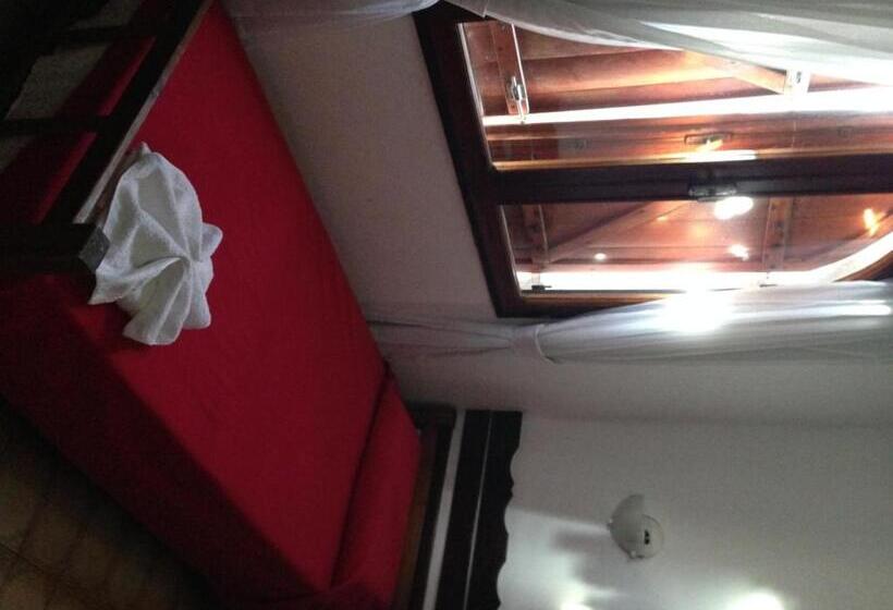 فندق Mediterraneo