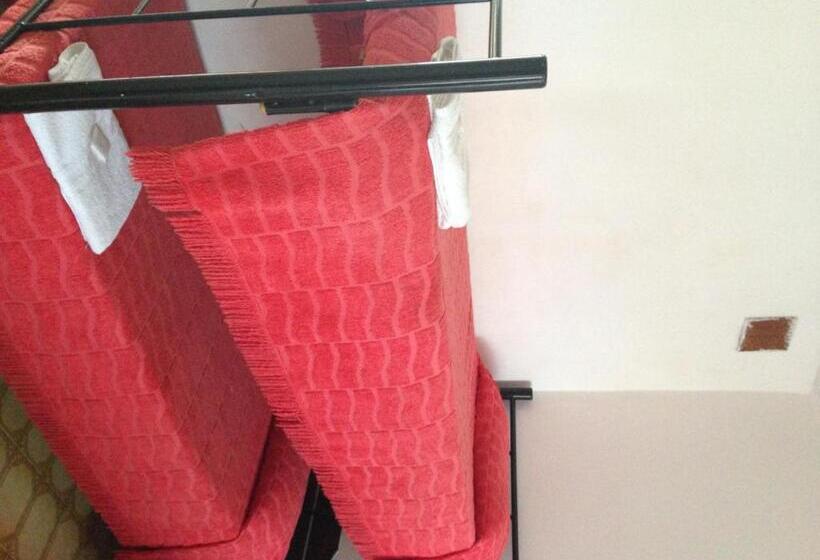 فندق Mediterraneo