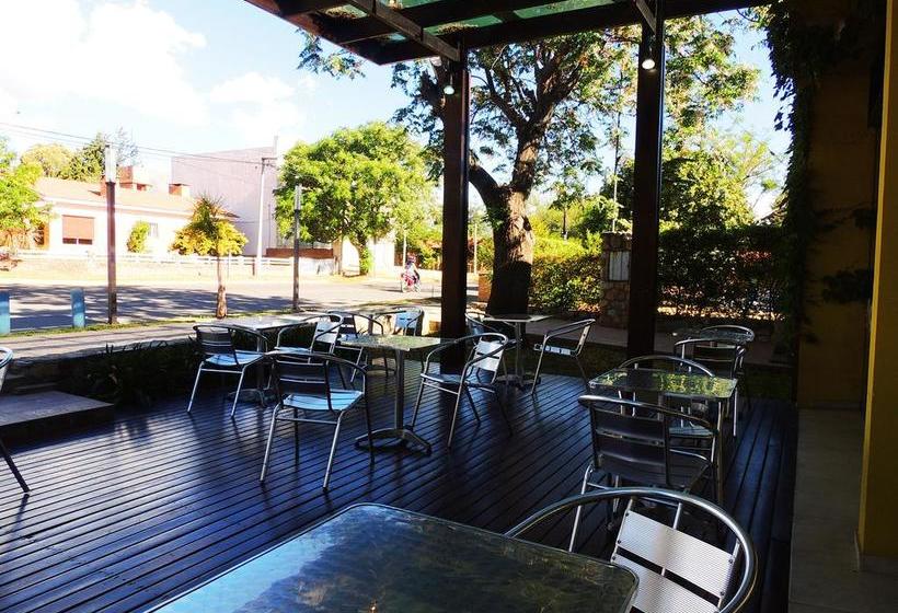 בית מלון כפרי Mundial