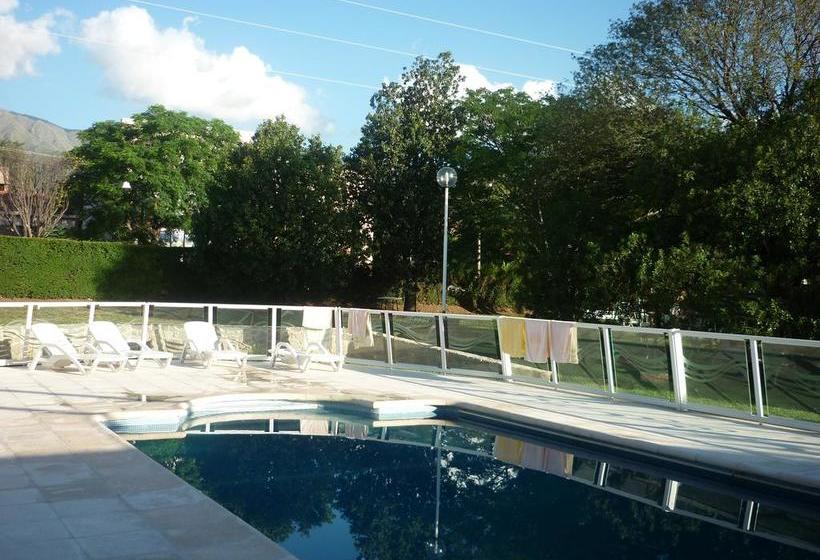 בית מלון כפרי Mundial