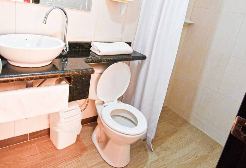 Hotel Plaza Victoria