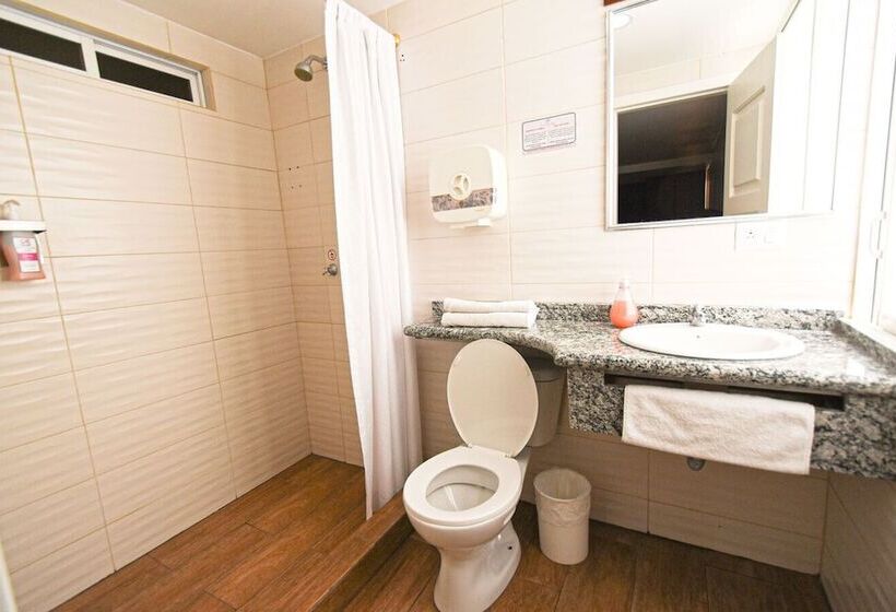 Hotel Plaza Victoria