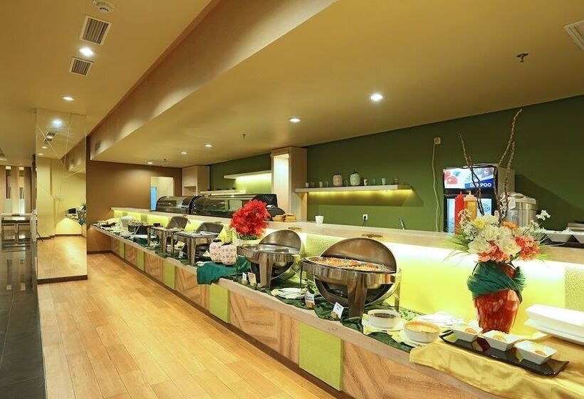 Hotel Treepark Karawang