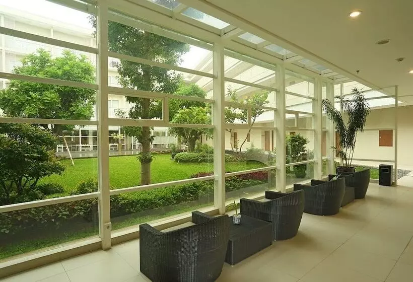 Szálloda Treepark Karawang