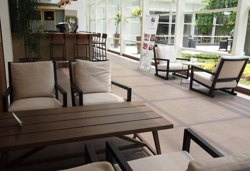 Hotel Treepark Karawang