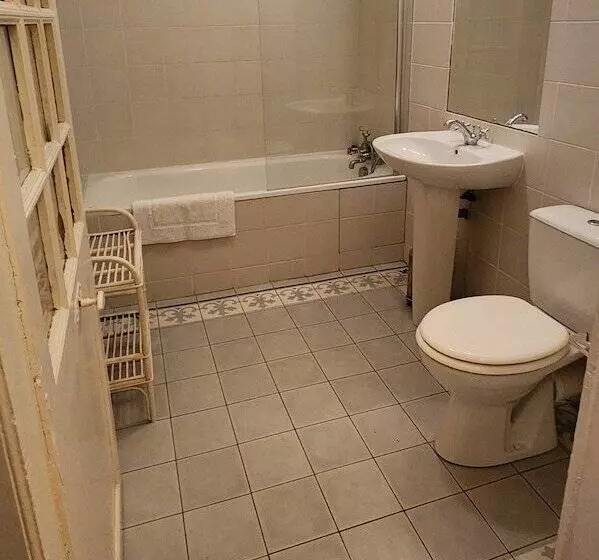 Aamiaismajoitus (B&B) La Pelisserie, Chambre D Hotes