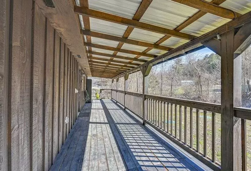 Private Hot Tub: Dog Friendly Red River Gorge Home