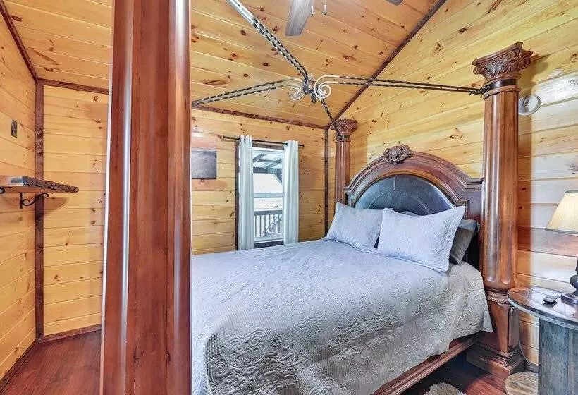 Private Hot Tub: Dog Friendly Red River Gorge Home