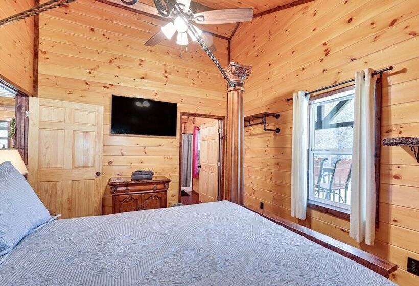 Private Hot Tub: Dog Friendly Red River Gorge Home