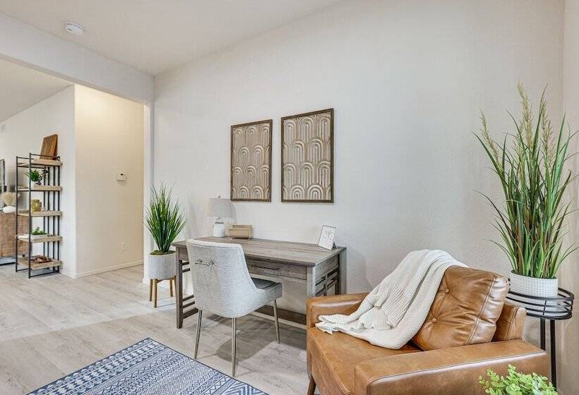 Chic Waddell Home W/ Private Pool & Game Room!