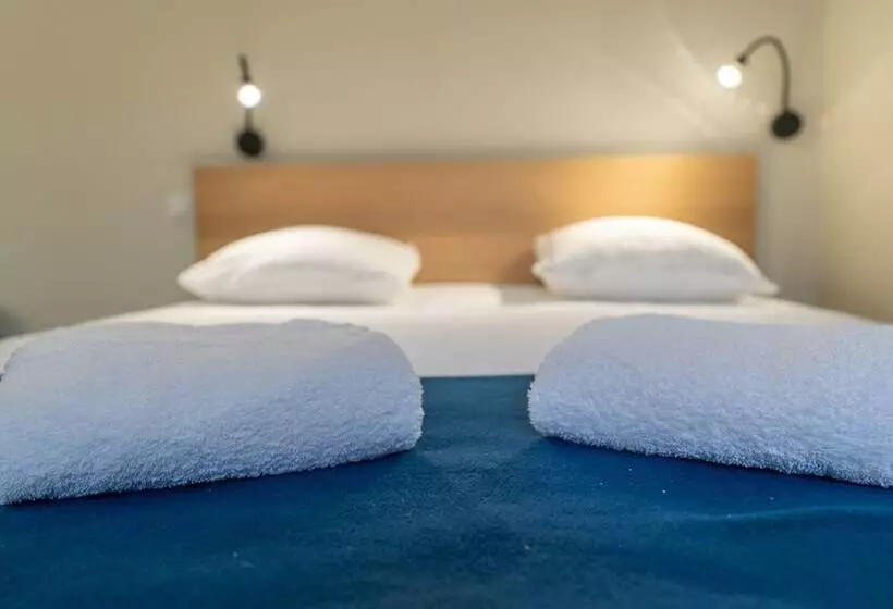 Hotelli Hôtel Des Docks