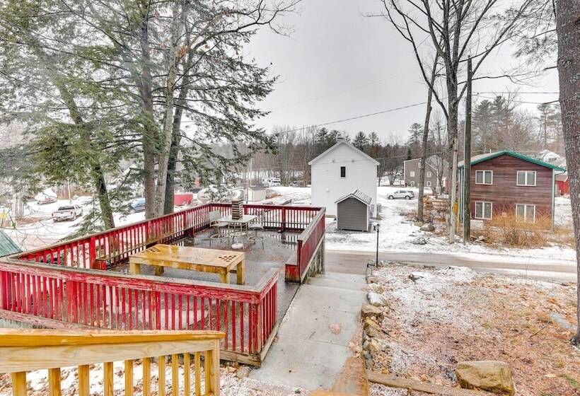 Lovely Maine Cabin W/ Deck, Gas Grill & Fire Pit!