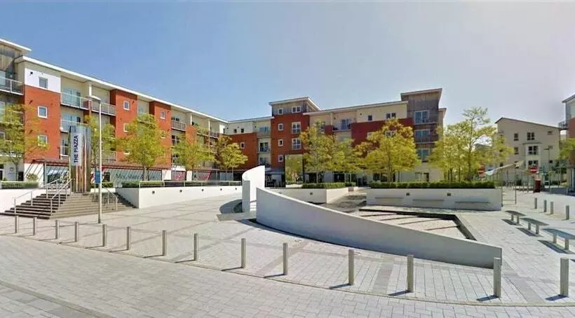 レジデンス Remarkable 3 Bed House In Reading