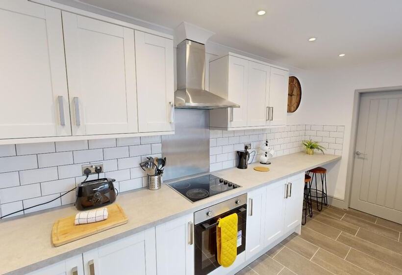 اقامتگاه Stunning City Centre 2024 Refurb