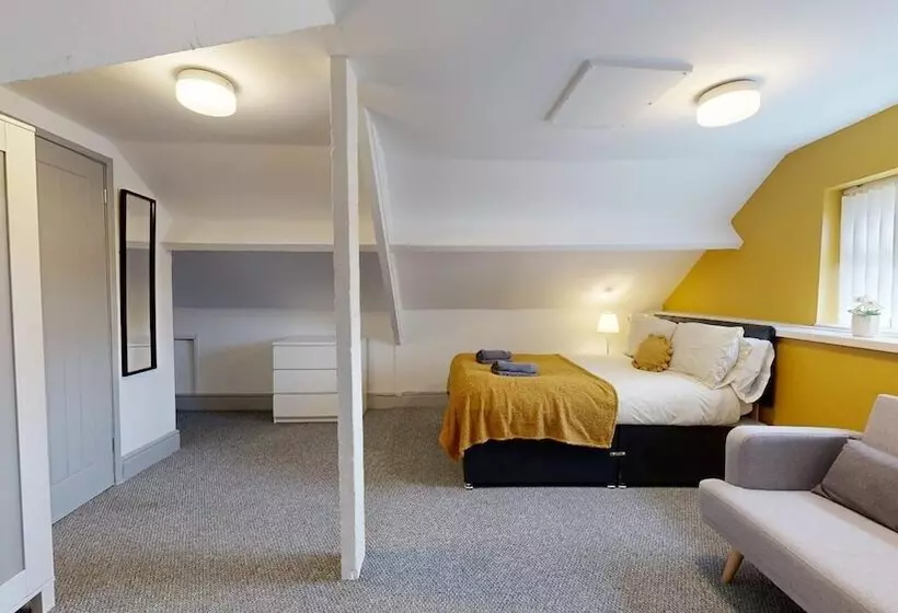 Residenssi Stunning City Centre 2024 Refurb