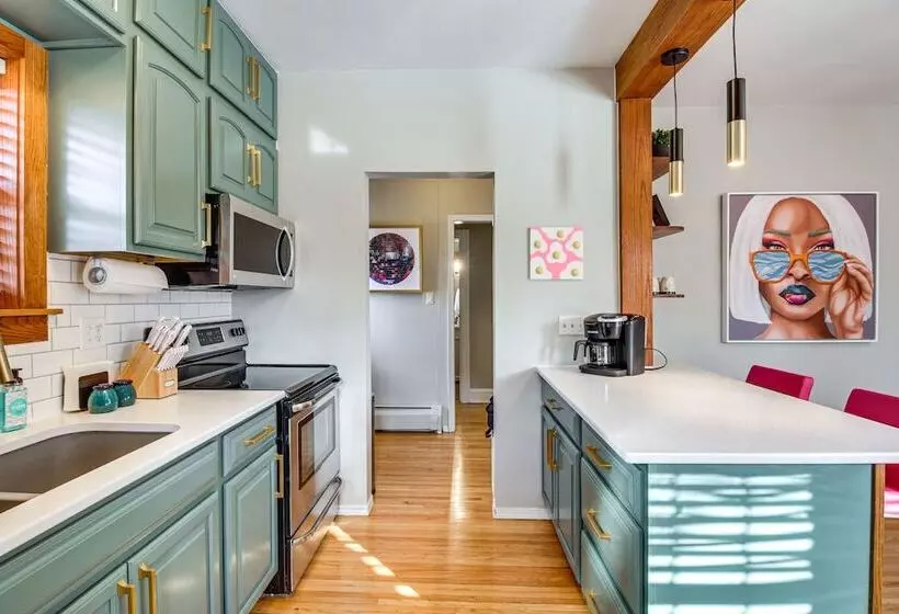 Spacious Detroit Lakes Home: Walk To Downtown!