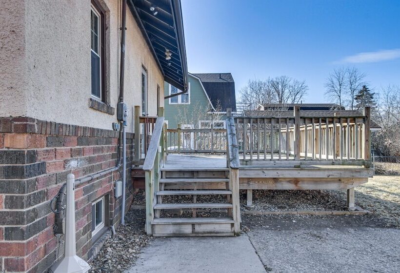 Spacious Detroit Lakes Home: Walk To Downtown!