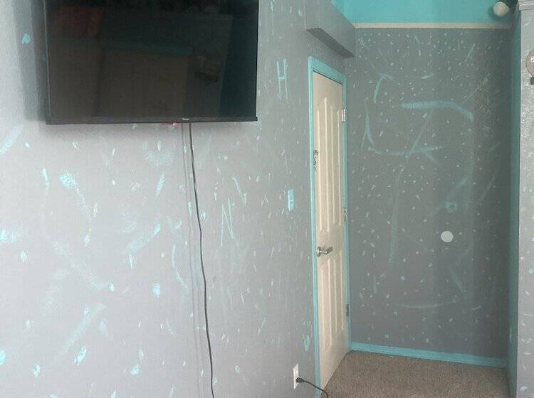 B&b At The Paseo S By Wanda