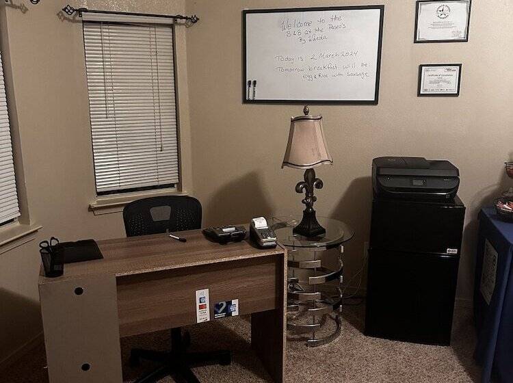 B&b At The Paseo S By Wanda