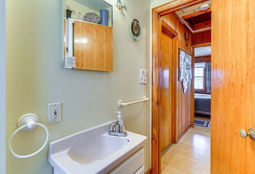 Beachfront Lavallette Home 2 Mi To Casino Pier!