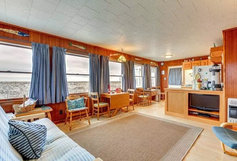 Beachfront Lavallette Home   2 Mi To Casino Pier!