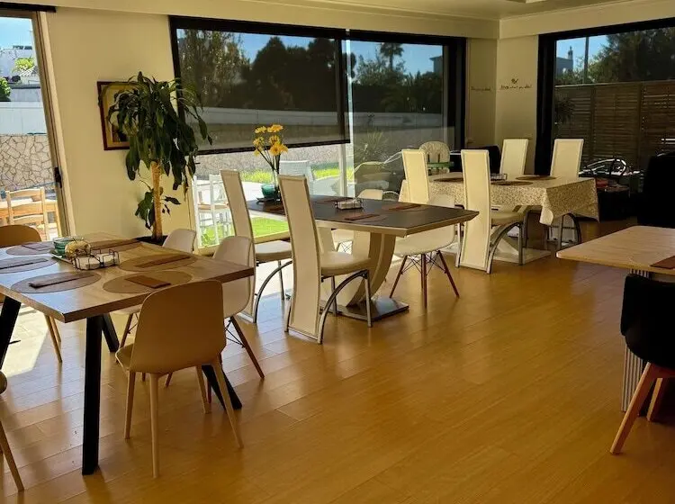 تختخواب و صبحانه Aparts & Suites Summer Cascade Alvor
