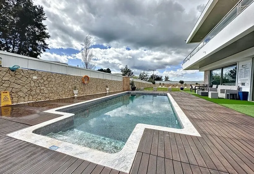 تختخواب و صبحانه Aparts & Suites Summer Cascade Alvor