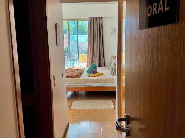 تختخواب و صبحانه Aparts & Suites Summer Cascade Alvor