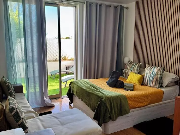 ベッドアンドブレックファースト Aparts & Suites Summer Cascade Alvor