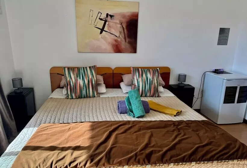 ベッドアンドブレックファースト Aparts & Suites Summer Cascade Alvor