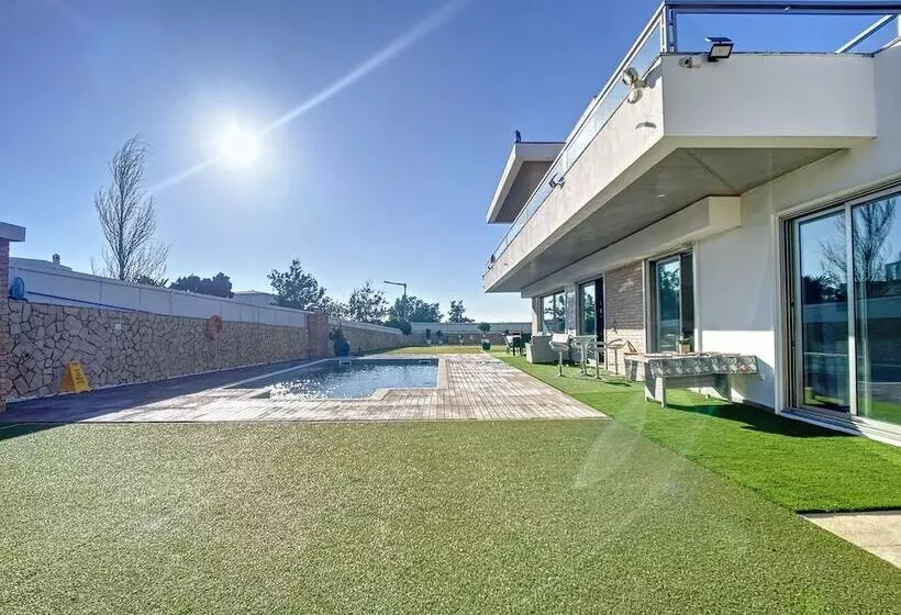 Aamiaismajoitus (B&B) Aparts & Suites Summer Cascade Alvor