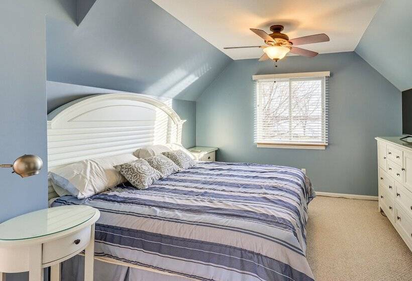 Brooklyn Cottage W/ Dock   Steps To Wamplers Lake!