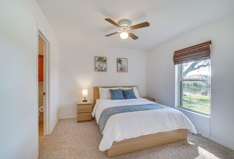 Canal Front Cape Coral Home W/ Fire Pit, By Beach!